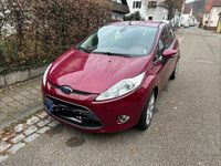 Gebraucht Ford Fiesta Titanium 97 PS (71 kW) 2010 Rot Kleinwagen
