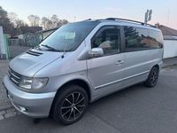 Gebraucht Mercedes V220 122 PS (89 kW) 2003 Silber Van / Kleinbus