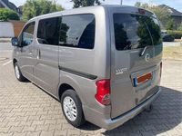 Gebraucht Nissan Evalia 86 PS (63 kW) 2010 Beige Van / Kleinbus