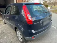 Gebraucht Ford Fiesta 60 PS (44 kW) 2006 Blau Kleinwagen