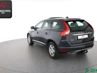 Gebraucht Volvo XC60 Summum 190 PS (139 kW) 2017 Savile grey SUV