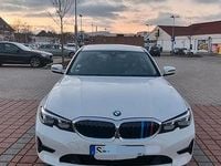 Gebraucht BMW 318 Advantage 150 PS (110 kW) 2021 Weiß Limousine