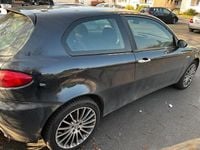 Gebraucht Alfa Romeo 147 150 PS (110 kW) 2005 Schwarz Kleinwagen