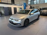 Gebraucht VW Golf VIII Style 150 PS (110 kW) 2022 Reflexsilber metallic Kombi