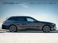 Gebraucht BMW 520 M Sport 197 PS (144 kW) 2025 Sophistograu brillanteffekt metallic Kombi