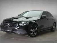 Gebraucht Mercedes E220 Avantgarde 200 PS (147 kW) 2022 Schwarz Limousine