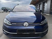 Gebraucht VW Golf VII Comfortline 110 PS (80 kW) 2018 Blau Kombi