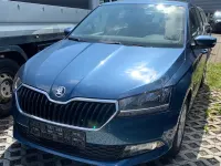 Gebraucht Skoda Fabia Ambition 95 PS (69 kW) 2021 Titanblaumetallic Kleinwagen