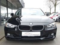 gebraucht BMW 320 i Lim.*NAVI*PDC*19 Zoll*Schiebedach*Sport*