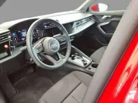Gebraucht Audi A3 Ambiente 150 PS (110 kW) 2025 Rot Limousine