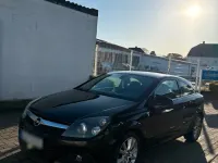 Gebraucht Opel Astra 110 PS (80 kW) 2009 Schwarz Coupé