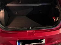 Gebraucht Hyundai i20 75 PS (55 kW) 2015 Rot Kleinwagen