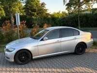 Gebraucht BMW 320 170 PS (125 kW) 2009 Silber Limousine