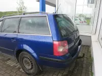 Gebraucht VW Passat 131 PS (96 kW) 2004 Blau Kombi