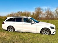 Gebraucht Mercedes C180 122 PS (89 kW) 2020 Weiß Kombi
