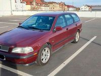 Gebraucht Volvo V40 122 PS (89 kW) 1998 Rot Kombi