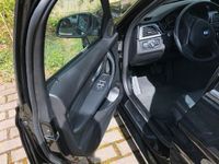 gebraucht BMW 318 i Touring Advantage Automatik, Leder
