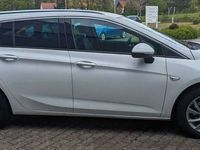 gebraucht Opel Astra 1,5 ST Elegance Automatik