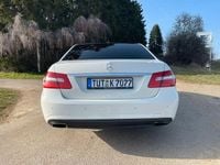 Gebraucht Mercedes E350 AMG 231 PS (169 kW) 2009 Weiß Limousine