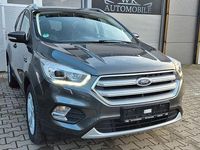 Gebraucht Ford Kuga Ambiente 179 PS (131 kW) 2019 Grau SUV