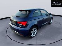 Gebraucht Audi A1 Design 95 PS (69 kW) 2015 Scubablau Kleinwagen