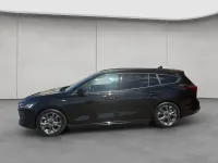 Gebraucht Ford Focus ST-Line X 155 PS (114 kW) 2024 Schwarz Kombi