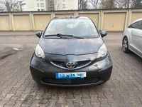 Gebraucht Toyota Aygo 68 PS (50 kW) 2008 Blau Kleinwagen