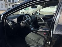 Gebraucht Toyota Avensis Executive 150 PS (110 kW) 2013 Schwarz Kombi