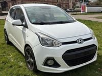 Gebraucht Hyundai i10 YES! 87 PS (63 kW) 2016 Schwarz Kleinwagen