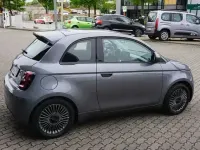 Gebraucht Fiat 500e Icon 86 kW (118 PS) 2022 Grau Limousine
