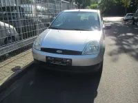 Gebraucht Ford Fiesta 69 PS (50 kW) 2003 Silber Kleinwagen