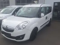 Gebraucht Opel Combo Edition 105 PS (77 kW) 2013 Polarweiss Van / Kleinbus