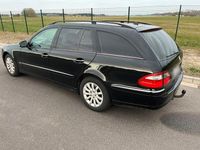 Gebraucht Mercedes E200 136 PS (100 kW) 2009 Schwarz Kombi