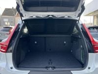 Gebraucht Volvo XC40 129 PS (94 kW) 2023 Weiß SUV