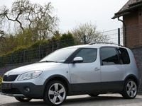 Gebraucht Skoda Roomster 90 PS (66 kW) 2013 Silber Van / Kleinbus