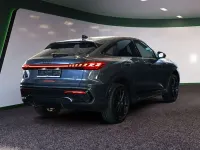 Gebraucht Audi Q5 Sportback Basis 204 PS (150 kW) 2025 Grau / tamboragrau SUV