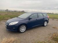 Gebraucht Ford Focus 101 PS (74 kW) 2014 Blau Kombi