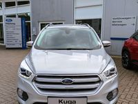 Gebraucht Ford Kuga Titanium 150 PS (110 kW) 2019 Silber SUV