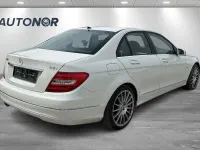 Gebraucht Mercedes C200 136 PS (100 kW) 2011 Weiß Limousine