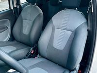 Gebraucht Ford Ka Trend 70 PS (51 kW) 2010 Weiß Kleinwagen