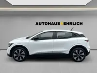 Używany Renault Megane E-Tech Evolution 55 kW (75 KM) 2022 Biały Sedan/Limuzyna
