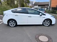 Gebraucht Toyota Prius 136 PS (100 kW) 2013 Weiß Limousine