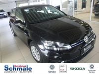 Gebraucht VW Golf VII Trendline 110 PS (80 kW) 2017 Schwarz Kleinwagen