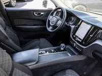 Gebraucht Volvo XC60 Core 349 PS (256 kW) 2023 Weiss SUV