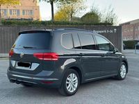 Gebraucht VW Touran 150 PS (110 kW) 2018 Grau Van / Kleinbus