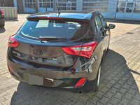 Gebraucht Hyundai i30 Classic 99 PS (72 kW) 2012 Schwarz Kleinwagen
