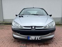 Gebraucht Peugeot 206 75 PS (55 kW) 2005 Silber Kleinwagen