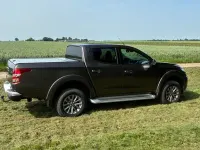 Gebraucht Mitsubishi L200 181 PS (133 kW) 2018 Braun Pickup