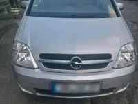 Używany Opel Meriva 100 KM (73 kW) 2003 Srebrny Minivan