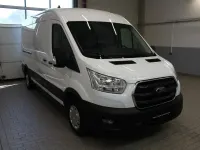 Gebraucht Ford Transit Trend 131 PS (96 kW) 2022 Weiß Pickup